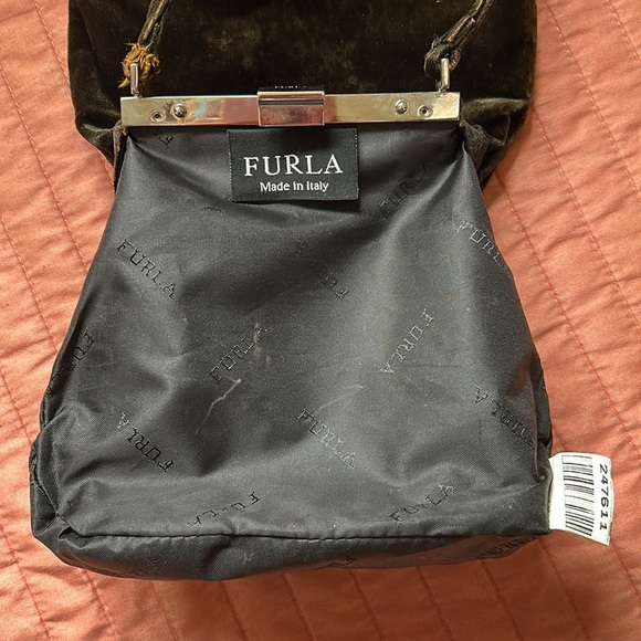 Vintage Furla Black/Dark Green Velvet w/Orange undertone made in Italy Hand Bag. - Picture 8 of 16